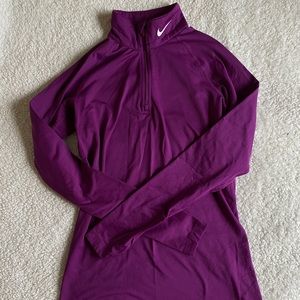 Nike pro thermal sweatshirt size M